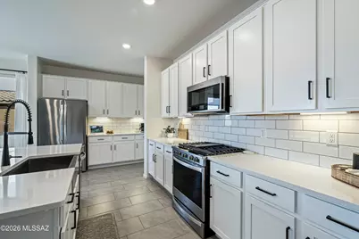 5467 W San Francisco Trail, Tucson, AZ 85742 - Photo 1