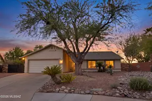 1620 W Oak Shadows Dr, Tucson, AZ 85737 - Photo 1