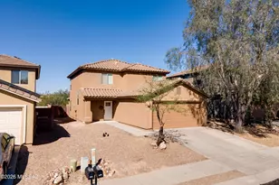 2939 S Pantano Edge Dr, Tucson, AZ 85730 - Photo 1