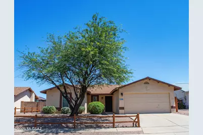 9661 E Caldwell Drive, Tucson, AZ 85747 - Photo 1