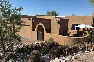 6440 N Foothills Dr, Tucson, AZ 85718 - Photo 1