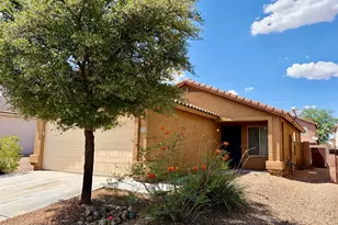 436 W Dawn Blossom Dr, Green Valley, AZ 85614 - Photo 1