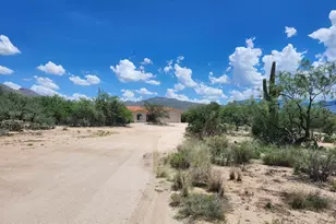 11065 E Snyder Rd, Tucson, AZ 85749 - Photo 1