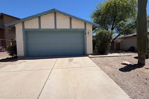 9368 N Hampshire Dr, Tucson, AZ 85742 - Photo 1