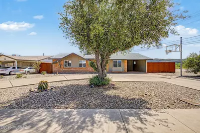 2071 W Merlin Road, Tucson, AZ 85713 - Photo 1