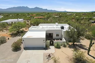 655 W Continental Rd, Green Valley, AZ 85622 - Photo 1
