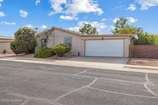 7256 S Badger Canyon Dr, Tucson, AZ 85756 - Photo 1