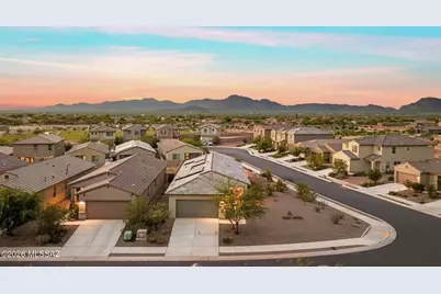 6860 W Jadewood Lane, Tucson, AZ 85757 - Photo 1
