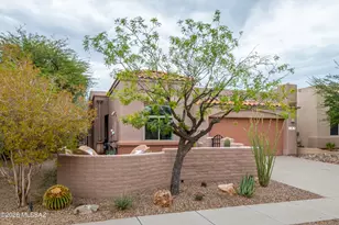 187 E Sky Light St, Oro Valley, AZ 85737 - Photo 1