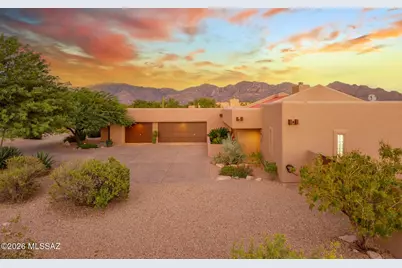 11725 N Via De La Verbenita, Oro Valley, AZ 85737 - Photo 1