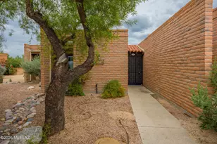 1738 W Dalehaven Cir, Tucson, AZ 85704 - Photo 1