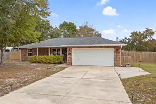 8816 Kiwi Pl, Navarre, FL 32566 - Photo 2