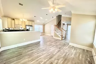 123 Parkwood Dr, Niceville, FL 32578 - Photo 4