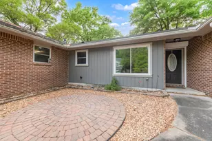 1106 Courington Ct, Niceville, FL 32578 - Photo 2