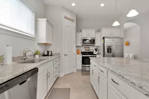 2170 Wyatt Way, Fort Walton Beach, FL 32547 - Photo 6