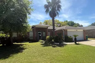 4216 Shadow Ln, Niceville, FL 32578 - Photo 2