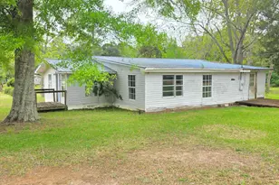 8094 Hwy 393, Laurel Hill, FL 32567 - Photo 1