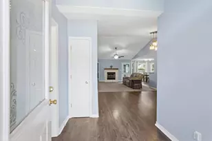 7983 Lola Cir, Navarre, FL 32566 - Photo 6