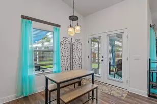 6368 Arbor Ln, Gulf Breeze, FL 32563 - Photo 16