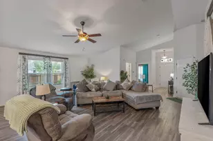 6368 Arbor Ln, Gulf Breeze, FL 32563 - Photo 8