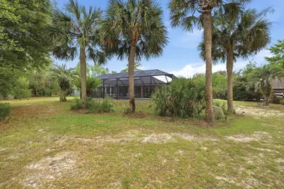 2584 Holley Way, Navarre, FL 32566 - Photo 12