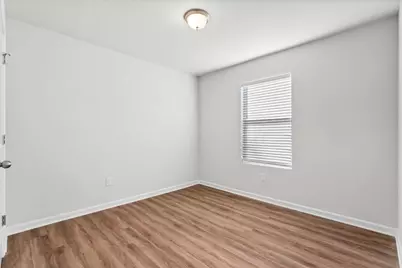 698 Whispering Creek Avenue, Freeport, FL 32439 - Photo 8