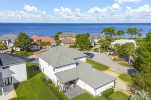 1007 Emerald Bay Dr, Destin, FL 32541 - Photo 2