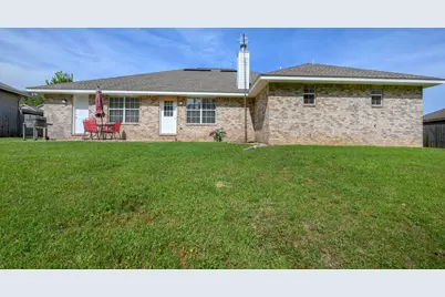 111 Strike Eagle Drive, Crestview, FL 32536 - Photo 2