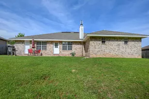 111 Strike Eagle Dr, Crestview, FL 32536 - Photo 2