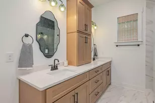 28 A Meigs Dr, Shalimar, FL 32579 - Photo 56