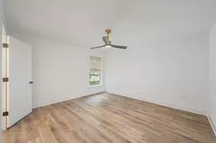 28 A Meigs Dr, Shalimar, FL 32579 - Photo 36