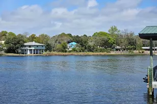 28 A Meigs Dr, Shalimar, FL 32579 - Photo 84