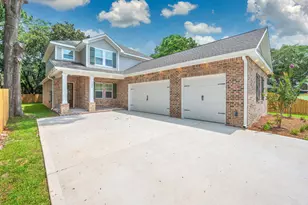 28 A Meigs Dr, Shalimar, FL 32579 - Photo 1