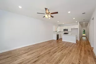 742 E Chestnut Ave, Crestview, FL 32539 - Photo 2