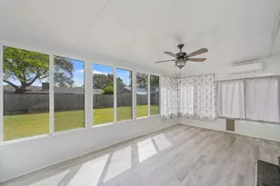 1568 Phyllis Ct, Gulf Breeze, FL 32563 - Photo 26
