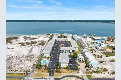 8436 Gulf Boulevard #UNIT 422, Navarre, FL 32566 - Photo 1