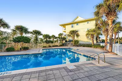 8436 Gulf Boulevard #UNIT 422, Navarre, FL 32566 - Photo 4