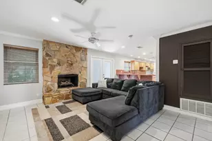 417 NW Sherry Circle, Fort Walton Beach, FL 32548 - Photo 6