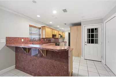 417 NW Sherry Circle, Fort Walton Beach, FL 32548 - Photo 10