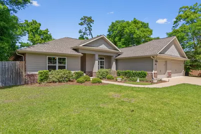 7278 Mossy Oaks Court, Navarre, FL 32566 - Photo 12