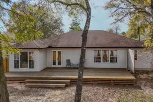 403 Hunters Ridge Rd, Defuniak Springs, FL 32433 - Photo 2