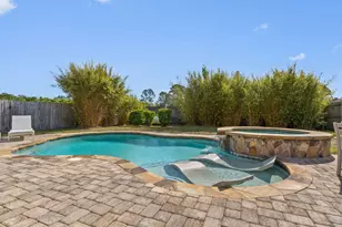 8334 New Orleans Ct, Navarre, FL 32566 - Photo 32