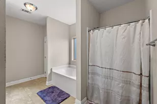 8334 New Orleans Ct, Navarre, FL 32566 - Photo 22