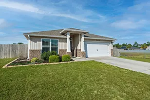 2423 Spur Ln, Gulf Breeze, FL 32563 - Photo 1