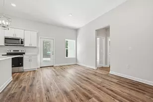 6136 Clover St, Crestview, FL 32539 - Photo 8