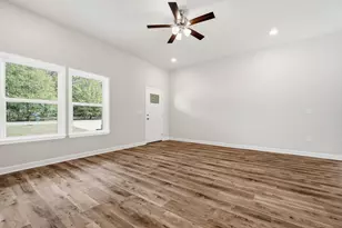 6136 Clover St, Crestview, FL 32539 - Photo 6