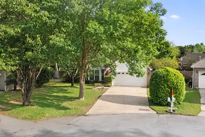 4577 Castlewood Lane, Niceville, FL 32578 - Photo 4