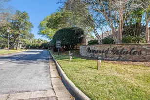 4577 Castlewood Ln, Niceville, FL 32578 - Photo 38