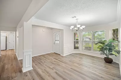 4577 Castlewood Lane, Niceville, FL 32578 - Photo 10