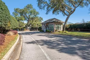 4577 Castlewood Ln, Niceville, FL 32578 - Photo 44